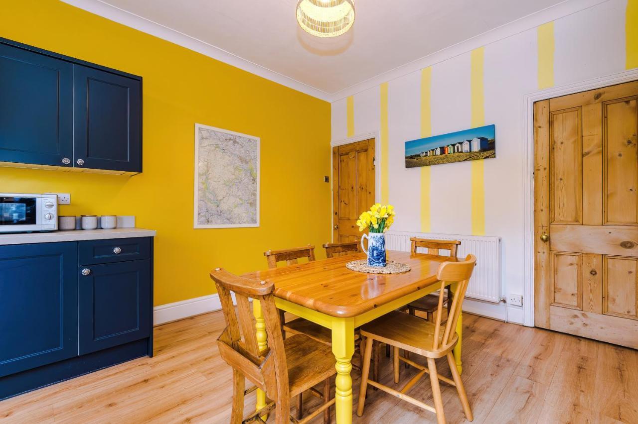 Cosy House With Garden & Parking, Sheffield Villa Exterior photo